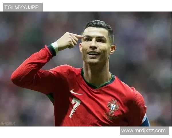 足球巨星C罗简介：从葡萄牙天才到世界足坛传奇的辉煌历程