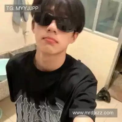 万瑛羚